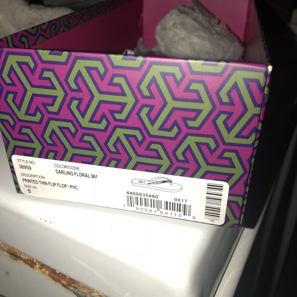 NWT Tory Burch thin flip flop in darling floral - Picture 7 of 7